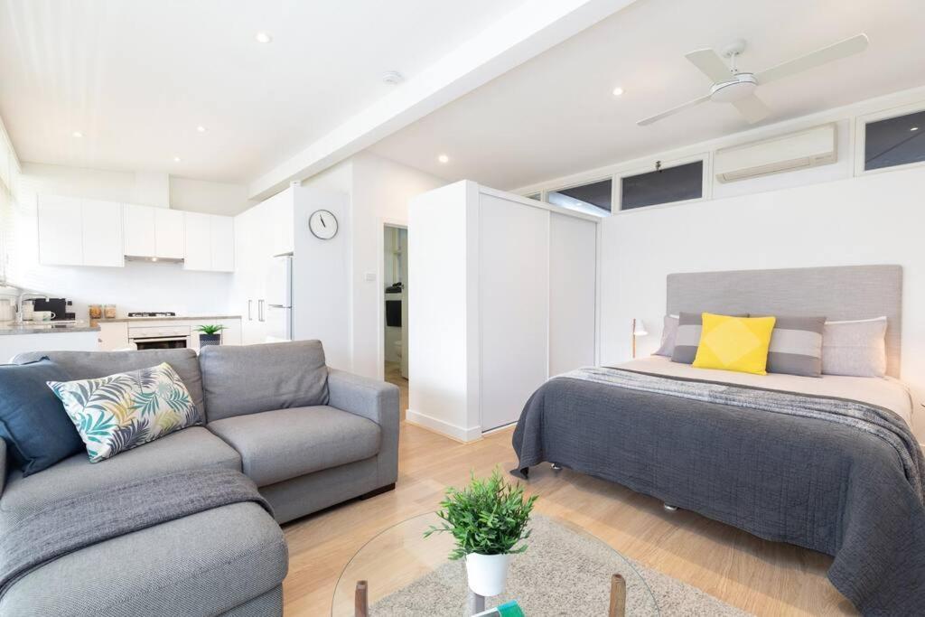 Modern Stylish Self-Contained Studio Apartment Burnside Екстериор снимка