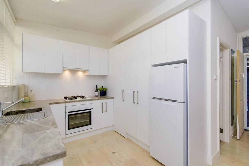 Modern Stylish Self-Contained Studio Apartment Burnside Екстериор снимка